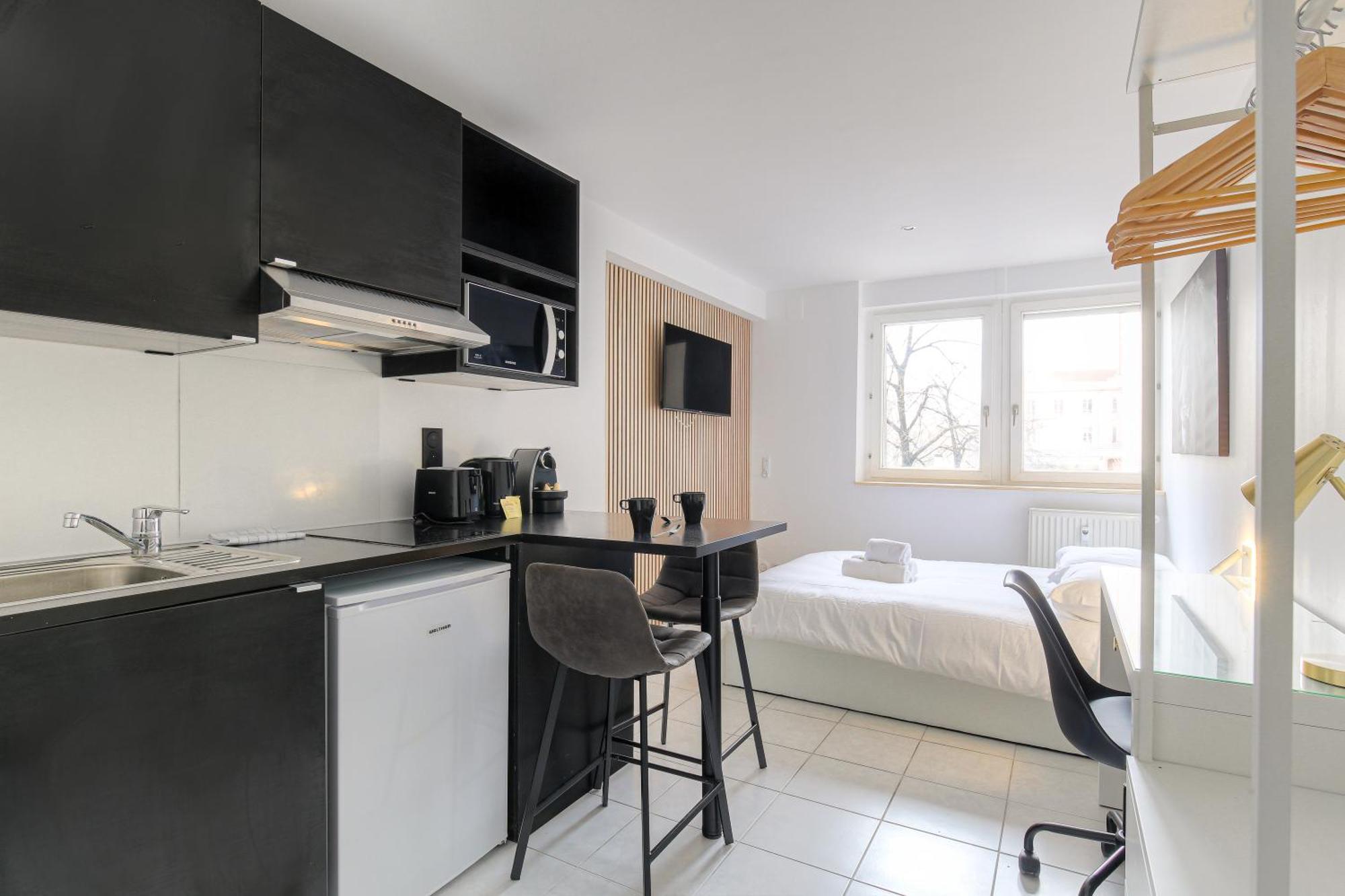 Lionne-stade Du Lou Appartement
