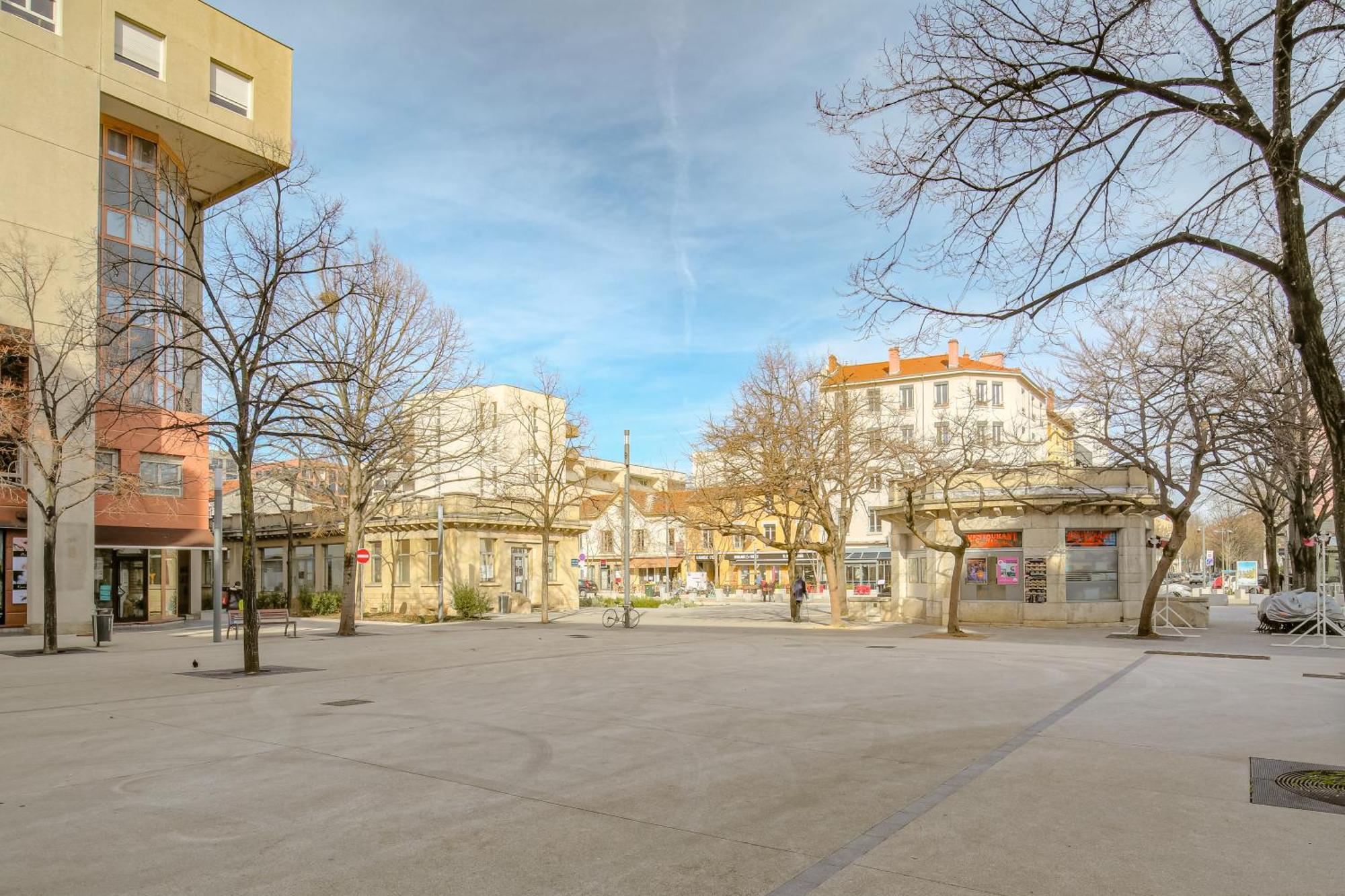 Appartement Lionne-stade Du Lou